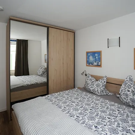 Ankerplatz Nr 13 * Cuxhaven